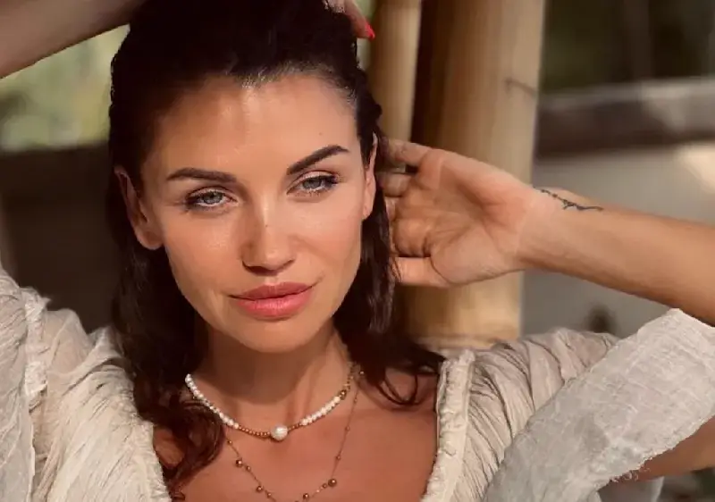 Астроложка лекува Диляна Попова от депресията след раздялата с Блатечки