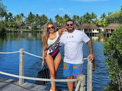 Брадърка се афишира с татуиран мачо! Двойничката на Гери-Никол показа мъжа до себе си