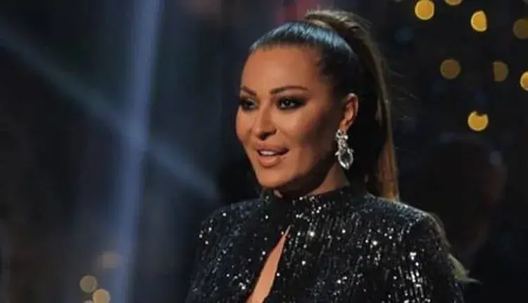 Цеца пя за  100 000 евро  хононар в София