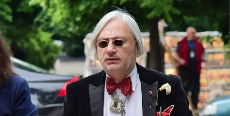 Денди пребит при грабеж, има сериозна опасност за живота му