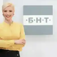 Ева Кикерезова летя с балон