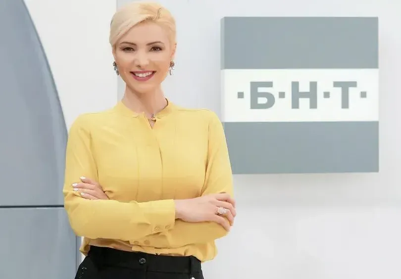 Ева Кикерезова летя с балон