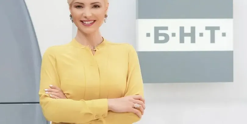 Ева Кикерезова летя с балон
