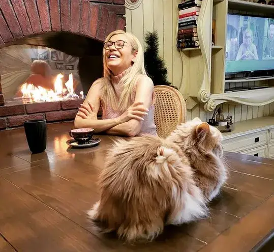 Гала не ще да се ваксинира, но не била нтиваксърка