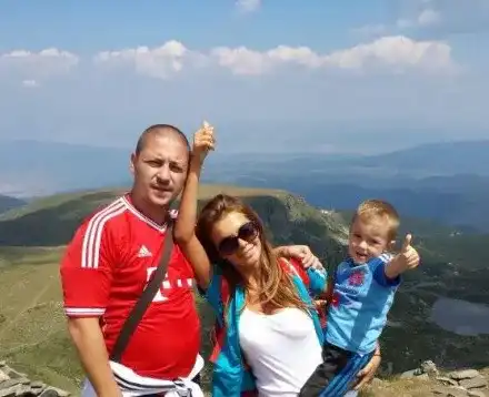 Галена се пуска по пързалката