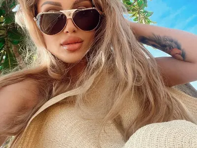 Гейша смени пеперудите върху гърба на Джулиана Гани (Снимка)