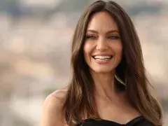 Хакери атакуват фолк-певица