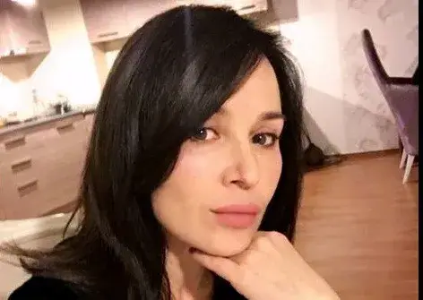 Ирина Флорин заприлича на тийнейджърка