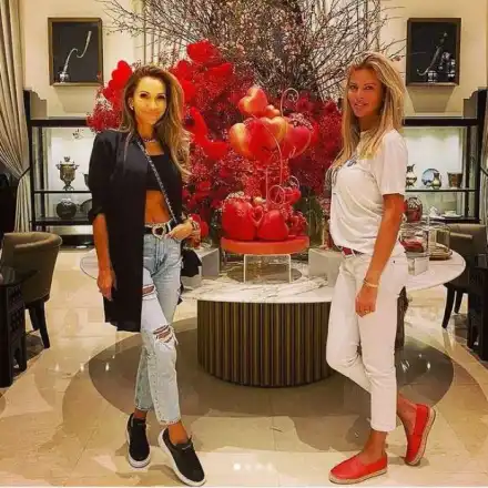 Ивайла Бакалова празнува Св. Валентин в Дубай