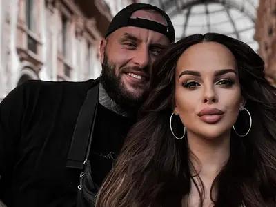 Копието на Mарк разплаква Сузанита