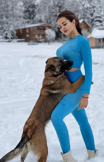 Куче гушка Райна (Снимки)