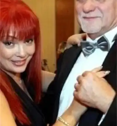 Легендарната говорителка Инна Симеонова погреба съпруга си (Бизнесменът й остави милиони)