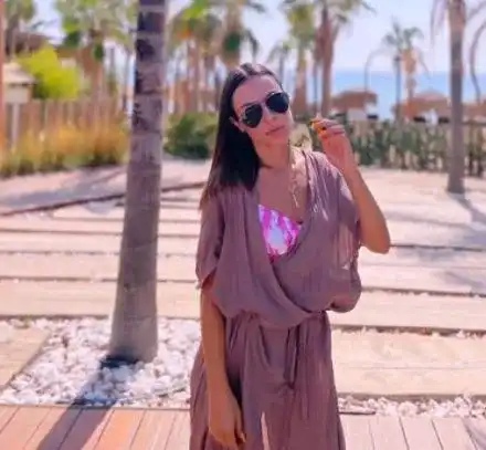 Маги Джанаварова показа прелести! (СНИМКИ в галерия)