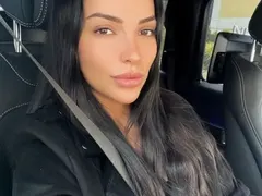 Мис Силикон ’21 стана двойничка на Шаде (ФОТО)