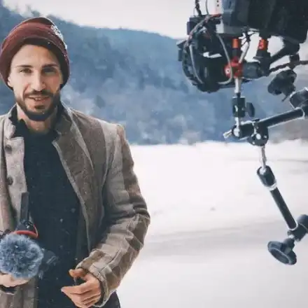 Наум Шопов се снима с термобельо в таен филм