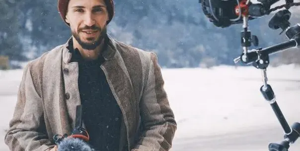 Наум Шопов се снима с термобельо в таен филм