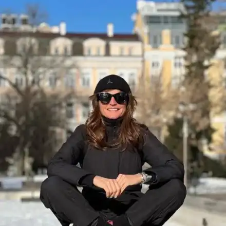 Нина Николина тича и в студа! Владее специални техники на дишане