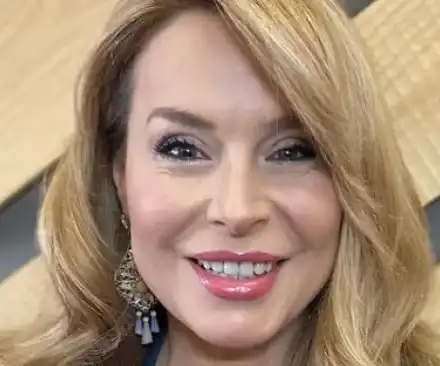 Обожател засрами Мира Добрева с неприлични намеци