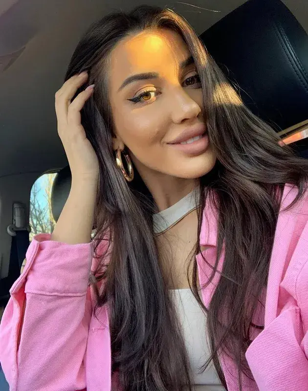 Племенницата на Галена показа гаджето (СНИМКА)