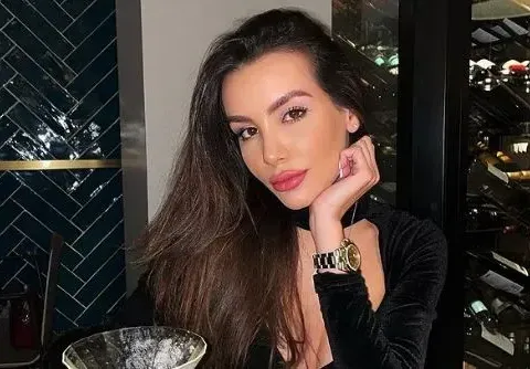 Щерката на Фатик чукна 32г. в България