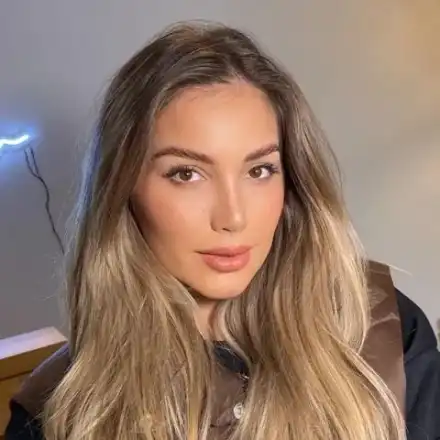 След развода: Алекс оставя Петканов гол като пушка!