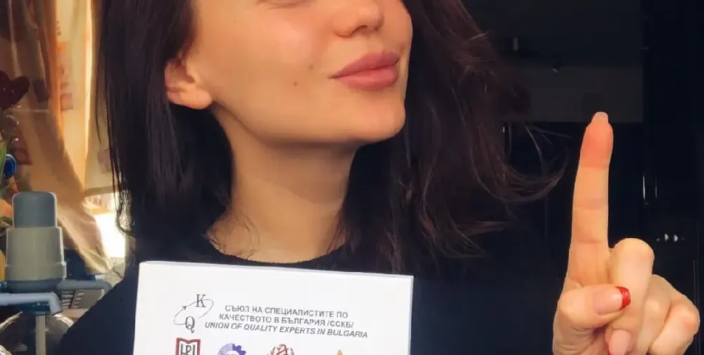 Ти да видиш! Чалга дива написа научен доклад