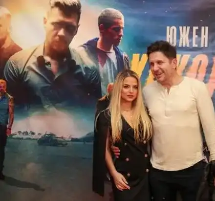 Това ли е новото гадже на Асен Блатечки?