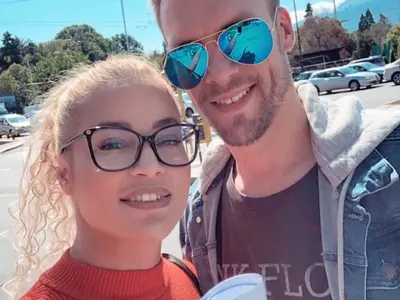 Ваня Джаферович  награби жена си  на улицата