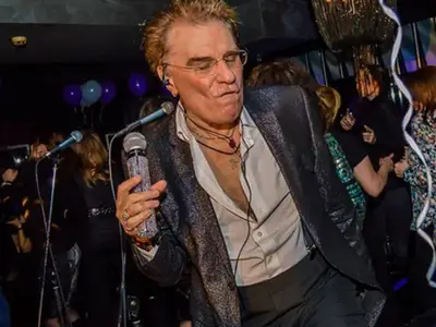 Васил Найденов  пуска майстори  вкъщи след  ковид тест