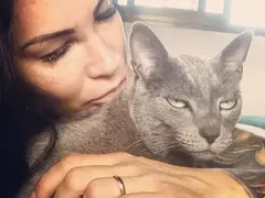 Цеци Красимирова ще прави приют за котки