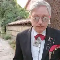 Заплашват племенницата на Денди: В ада са ти запазили място!