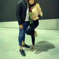 Златно момиче с гадже от детската градина