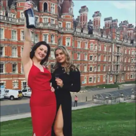 Абрамович не случи с щерки! (Дъщерите харчат повече и от „Челси“, синът Аркадий вече сам е богаташ)