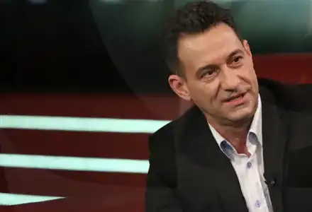 Актьорът и шоумен Камен Воденичаров: НАТО да ни пази, другото е предателство!