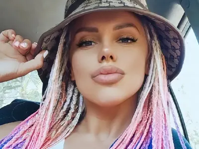 Ан Джи в паника: Роднините ми не могат да се измъкнат от Украйна, живеят под земята