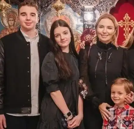 Андрей кръсти сина на Иван