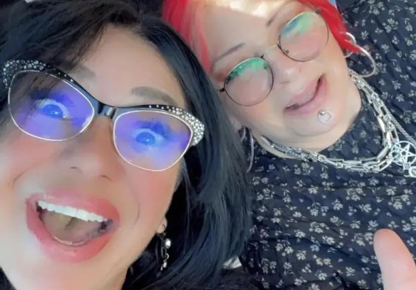 Анита Мейзер вози Милена Славова в Лас Вегас