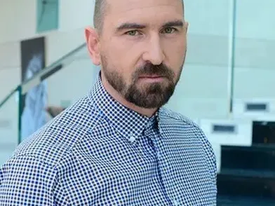 Бунт на пандизчии  върна Андре Токев  в затвора в Казичене