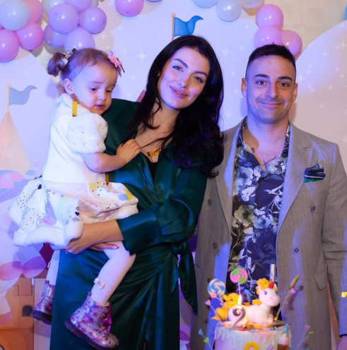 Честито! Мис България Марина Войкова роди инкогнито второто си дете