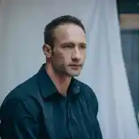 Дарин Ангелов познава страха от войната