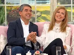 Деси Банова: Щастливи си гледаме децата с Росен (Бившата синоптичка не се отделя от телевизията)