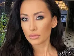 Джена празнува 15 години на сцена, но без концерт