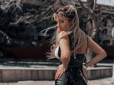 Джулиана Гани нарече бившия си „издънка“, показа данъчната си декларация + Още нещо (Снимки в галерия)