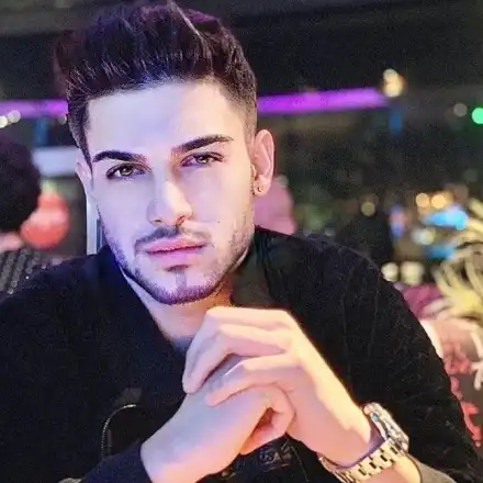 Емрах зарадва фенките: Нямам гадже