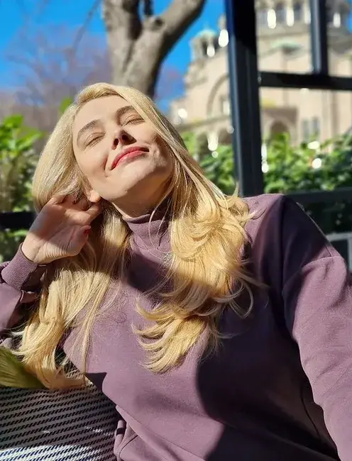 Ева Веселинова мина на пост и молитва