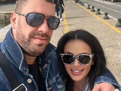 Фолк певицата Мария кифлее с часовник за 70 бона! Фенове я нападнаха