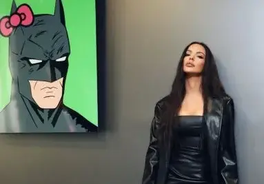 Галена се прави на жената-котка