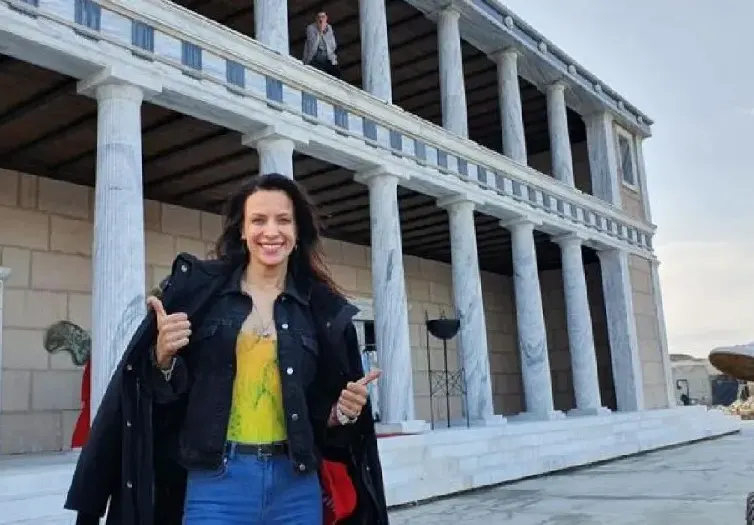 Яна Маринова помага на млади колеги в Тайланд