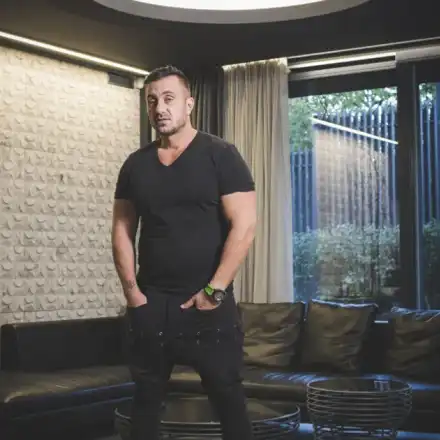 Коцето уволни брата на Борис Дали