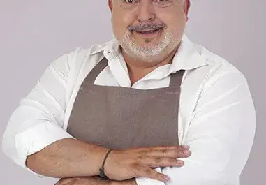 Кърпят Ути Бъчваров по  спешност в „Пирогов”, той  пуска жалба срещу лекарите